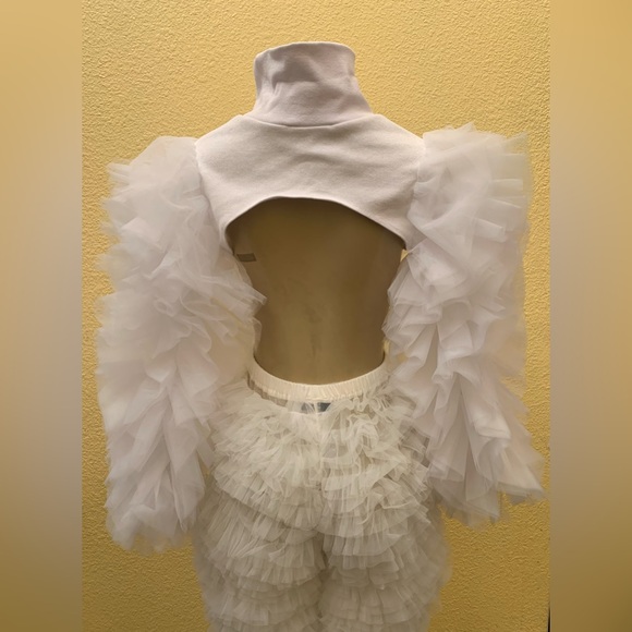 AKIRA Size Small White Virgo Layering Top & Main Character Tulle 2pc Set - Picture 5 of 15